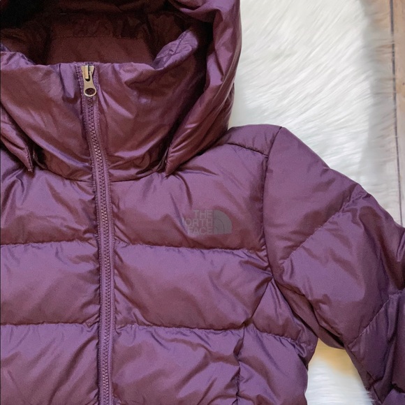The North Face Women’s Metropolis Parka Coat In Blackberry Wine - Picture 4 of 10